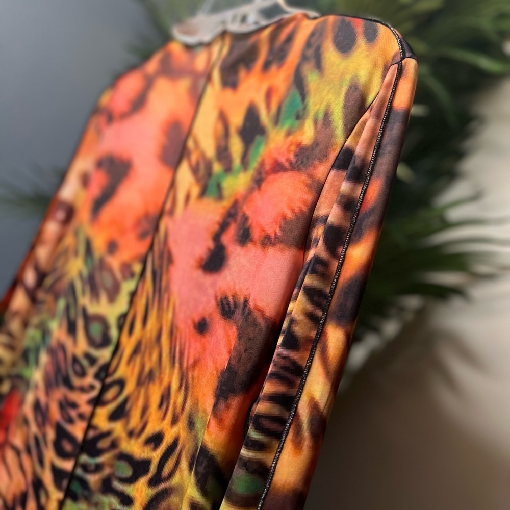 Tiger Pattern Dress - Picture 4 of 4